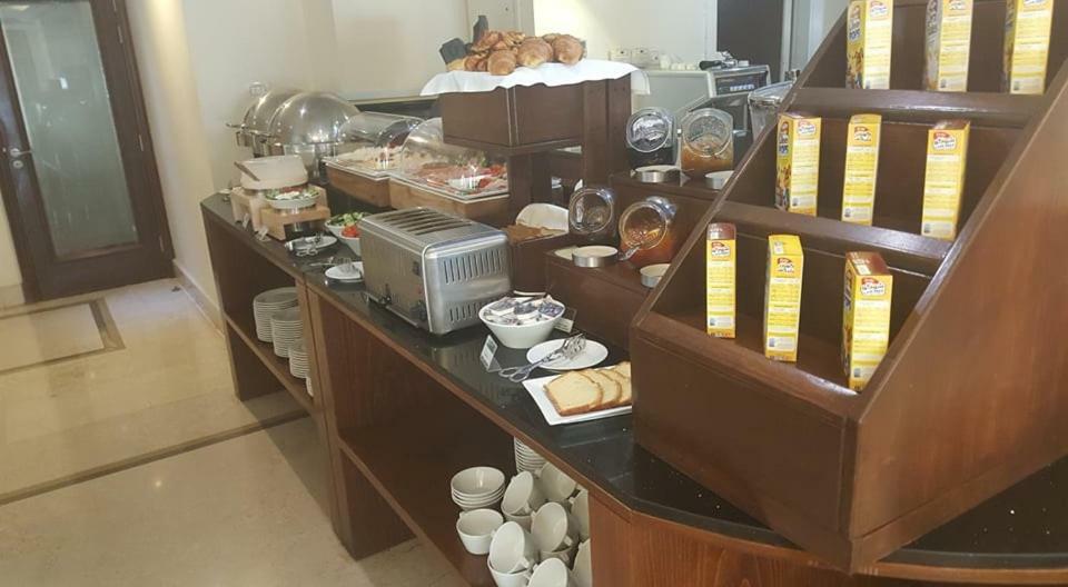 Le Patio Boutique Hotel Beirut Downtown 外观 照片