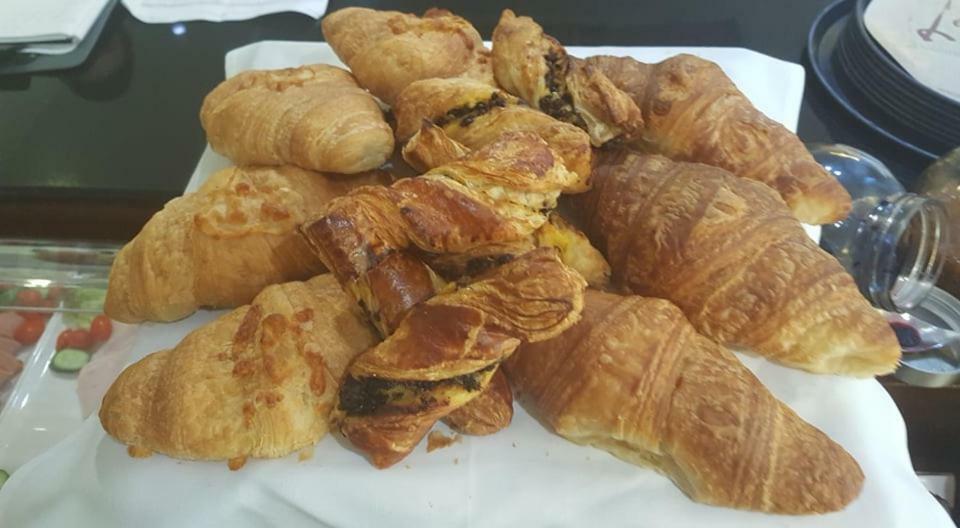 Le Patio Boutique Hotel Beirut Downtown 外观 照片